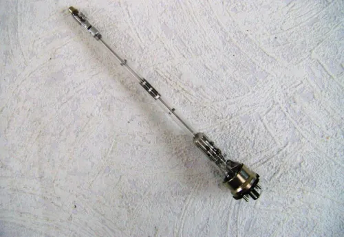 УВ-15Н лампа бегущей волны фото 2